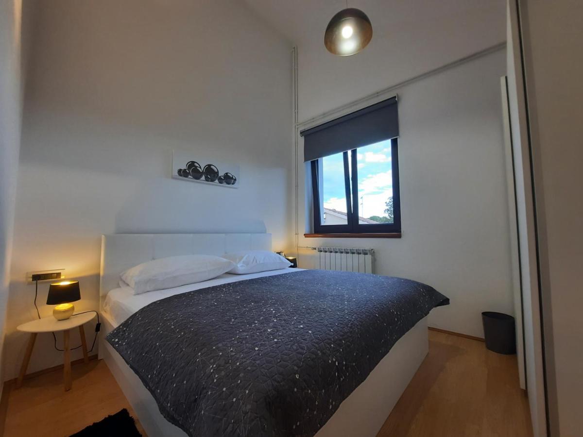 Apartman Sofia Porec Exterior photo